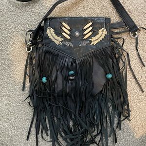 Tribe leather crossbody